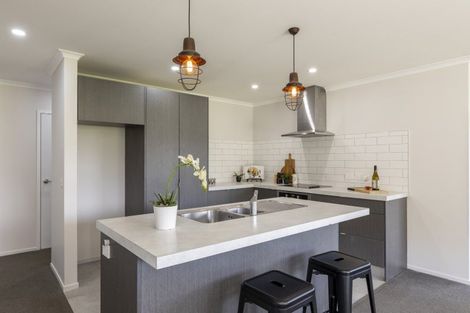 Photo of property in 37 Cyrus Street, Whalers Gate, New Plymouth, 4310