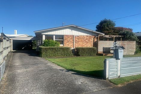 Photo of property in 60 English Street, St Andrews, Hamilton, 3200