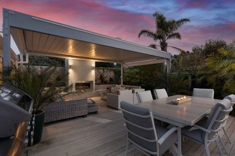 Photo of property in 52 Papaunahi Road, Bowentown, Waihi Beach, 3177