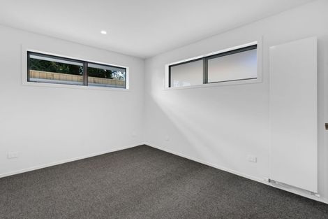 Photo of property in 9a Strandon Place, Strandon, New Plymouth, 4312