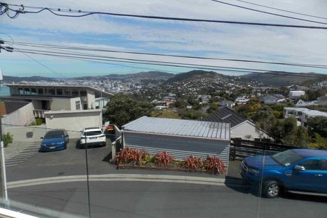 Photo of property in 1a Clive Road, Khandallah, Wellington, 6035