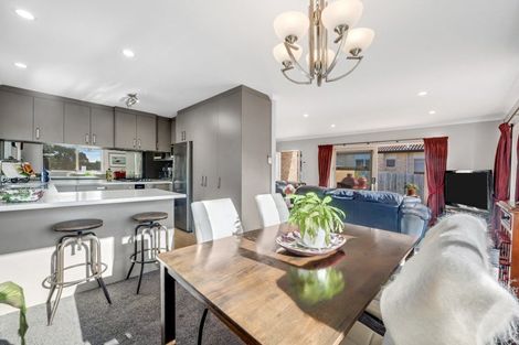 Photo of property in 25 Drake Street, Howick, Auckland, 2014