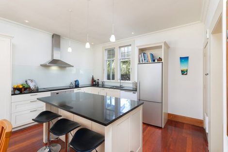 Photo of property in 148 Tasman Street, Nelson, 7010