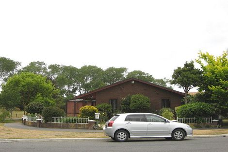 Photo of property in 274 Queenspark Drive, Parklands, Christchurch, 8083