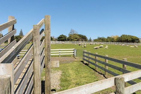 Photo of property in 32 Hull Road, Te Kohanga, 2693