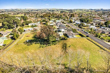 Photo of property in 25 Colombo Road, Waiuku, 2123