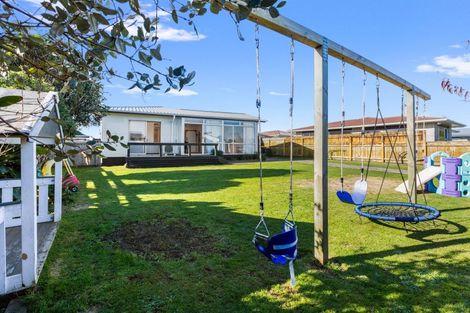 Photo of property in 3 Sole Avenue, Bell Block, New Plymouth, 4312