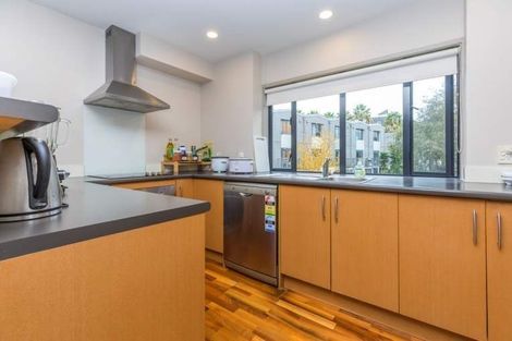 Photo of property in 14 Dovedale Place, Parnell, Auckland, 1010
