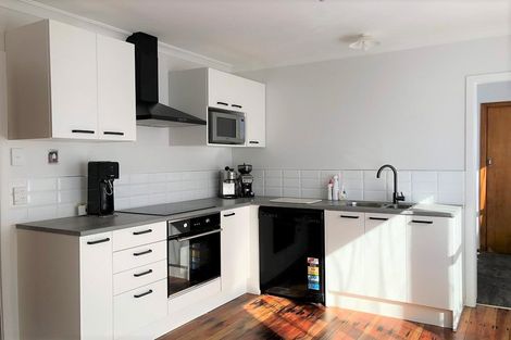 Photo of property in 8 Windsor Place, Levin, 5510