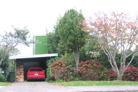 Photo of property in 84 Winara Avenue, Waikanae, 5036