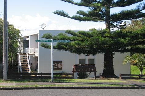 Photo of property in 1/26 Kohekohe Street, New Lynn, Auckland, 0600