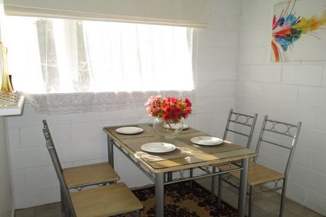 Photo of property in 53 Holland Road, Hillcrest, Auckland, 0627