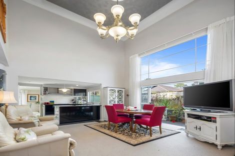 Photo of property in 13 Kunzea Place, Greenhithe, Auckland, 0632