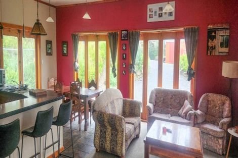 Photo of property in 61 Te Ana Lane, Thames, 3577