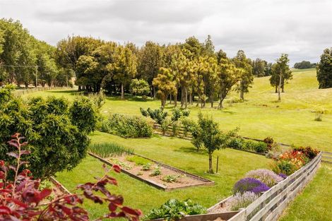 Photo of property in 361 Warrens Road, Marton, 4788