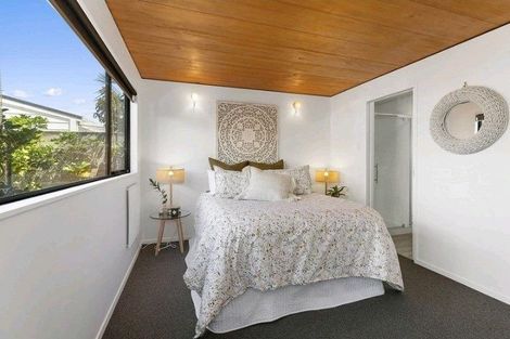 Photo of property in 11b Caroline Street, Mount Victoria, Wellington, 6011