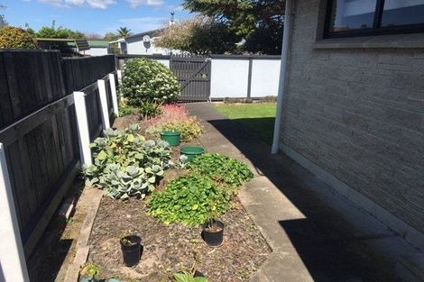 Photo of property in 214 Warwick Road, Mayfair, Hastings, 4122