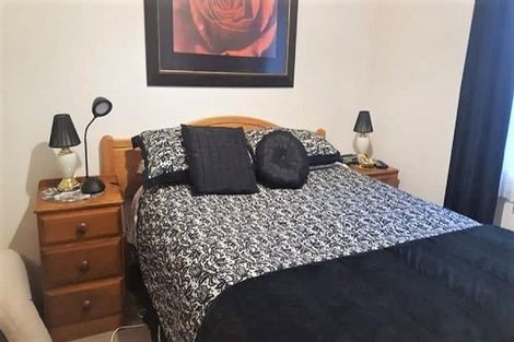 Photo of property in 1 Mary Street, Huntly, 3700