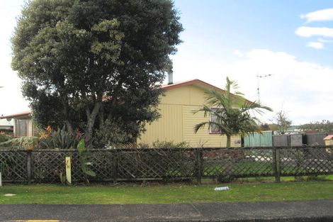 Photo of property in 4 Thompson Place, Tikipunga, Whangarei, 0112