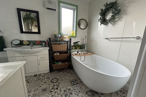 Photo of property in 77a Russell Street, Westport, 7825