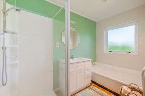 Photo of property in 49b Margaret Road, Raumati Beach, Paraparaumu, 5032