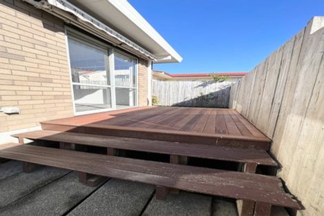 Photo of property in 48 Bodi Place, Te Atatu South, Auckland, 0610
