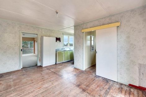 Photo of property in 24 Hand Road, Helensville, 0800