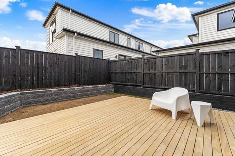 Photo of property in 29 Catalina Avenue, Rosehill, Papakura, 2113
