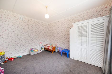 Photo of property in 121/123 High Street, Bulls, 4818