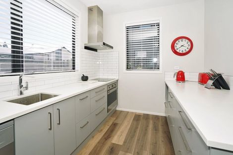 Photo of property in 2/60 Queenwood Avenue, Queenwood, Hamilton, 3210