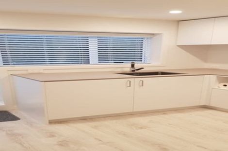 Photo of property in 2/7 Walter Street, Hauraki, Auckland, 0622