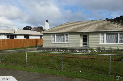 Photo of property in 44 Main Road, Wainuiomata, Lower Hutt, 5014
