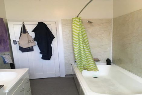 Photo of property in 6b Moncrieff Street, Mount Victoria, Wellington, 6011