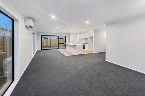 Photo of property in 10 Rotoiti Place, Paraparaumu, 5032