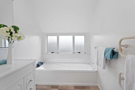 Photo of property in 3/68 Peer Street, Upper Riccarton, Christchurch, 8041