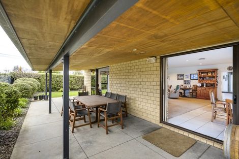 Photo of property in 3 Waitaha Place, Clive, 4102