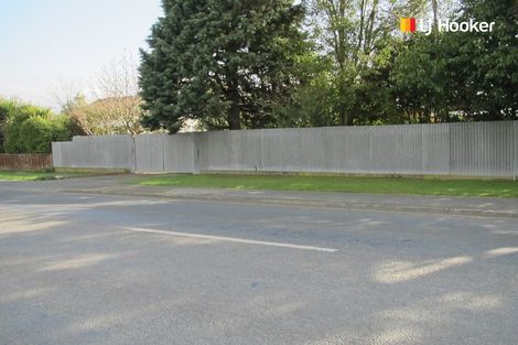 Photo of property in 16 Moore Street, Milton, 9220