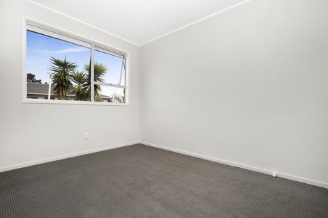 Photo of property in 11 Gambare Place, Wattle Downs, Auckland, 2103
