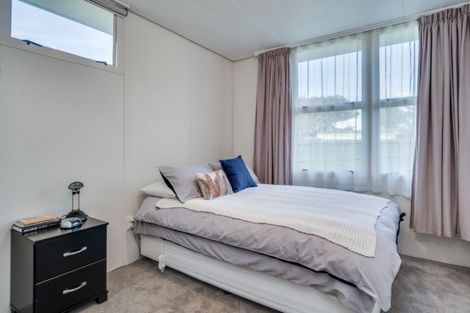 Photo of property in 4 Tahara Crescent, Mount Maunganui, 3116