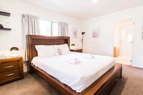 Photo of property in 18a Esmeralda Avenue, Avondale, Auckland, 1026