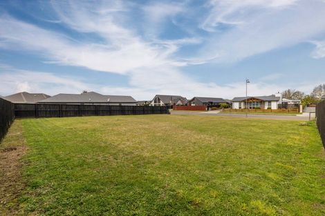 Photo of property in 8 Sloan Avenue, Rangiora, 7400