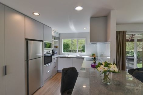 Photo of property in 1 Arawata Terrace, Fernhill, Queenstown, 9300