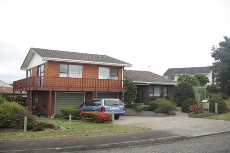 Photo of property in 7 Pohutukawa Crescent, Raumati Beach, Paraparaumu, 5032
