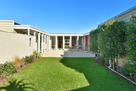 Photo of property in 58 Settlers Grove, Orewa, 0931