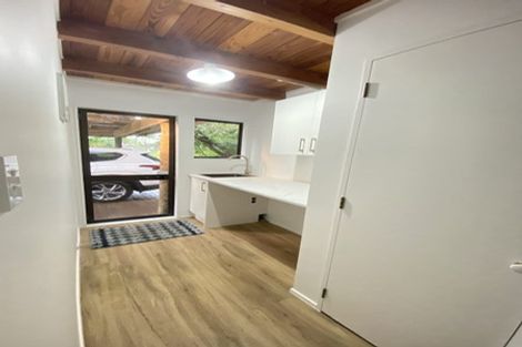 Photo of property in 2/24 Matipo Road, Mairangi Bay, Auckland, 0630