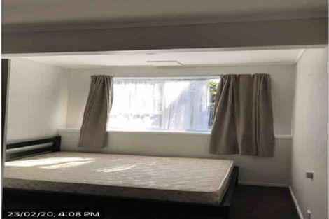 Photo of property in 13 Laser Place, Bayview, Auckland, 0629