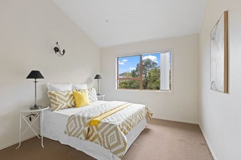 Photo of property in 1/807 East Coast Road, Northcross, Auckland, 0630