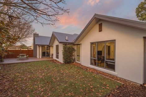 Photo of property in 5 Excalibur Place, Burwood, Christchurch, 8083