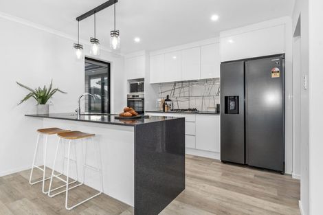 Photo of property in 3 Te Hihi Stream Lane, Maunu, 0179