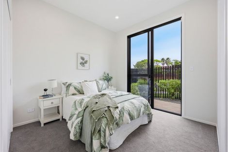 Photo of property in 23b Sorrel Crescent, Bucklands Beach, Auckland, 2012
